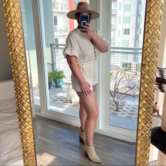 SOLD - Cream Linen Romper with Button and Side-tie Details - Picture 2 of 4